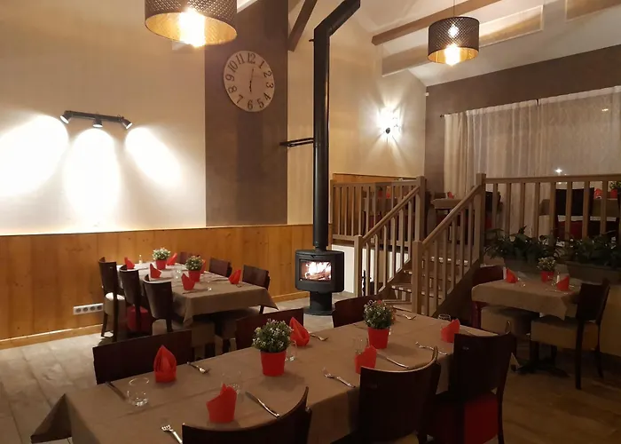 Les Pierres Roses 3* Coise